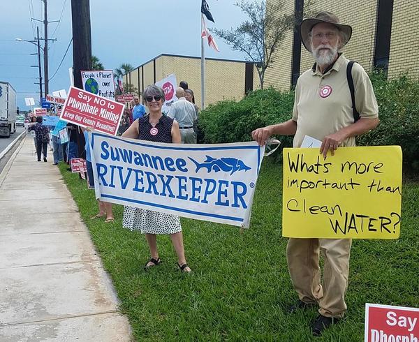 Suwannee Riverkeeper banner at Bradford County Courthouse